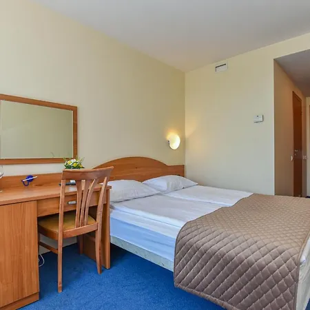 Alka Boutique & מלון פלאנגה