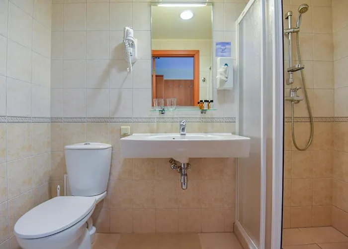 Alka Boutique & פלאנגה